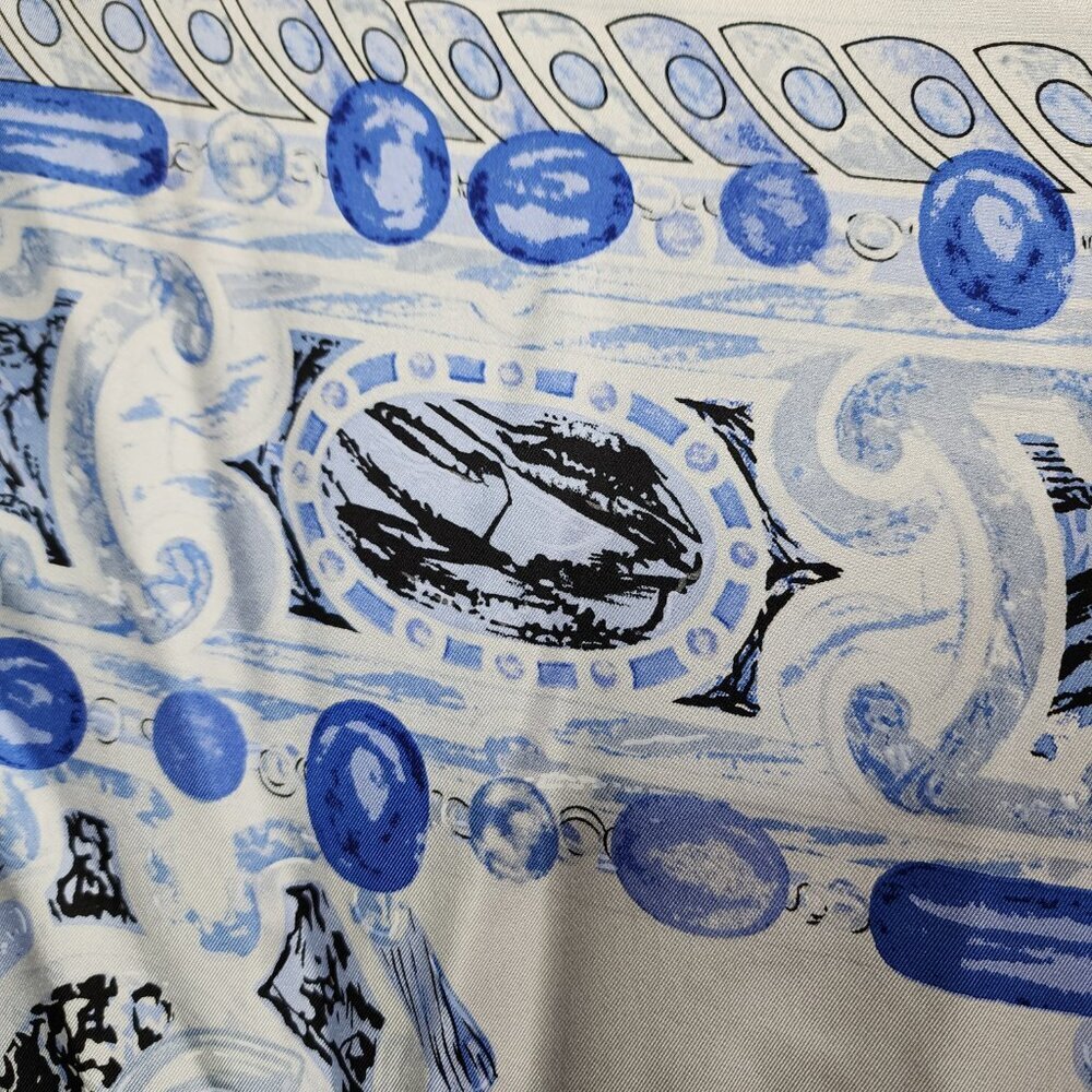 Chanel CC 100%‎ Silk Square Scarf Stole White Blue Women's Rare Italy NWT - Picture 6 of 16